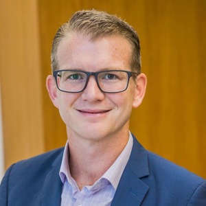 Professor Zac Munn