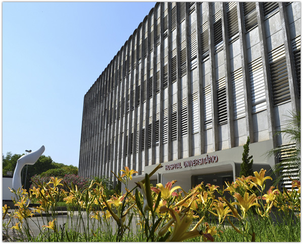 The front of the Hospital Universitario, University of São Paulo